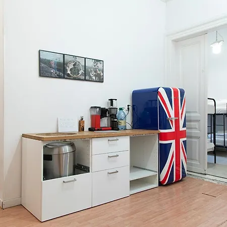 Little Britain- Exclusive Party 200m2 *